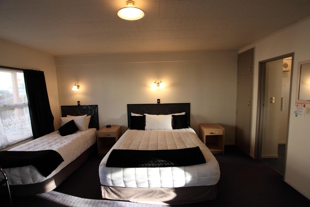 Townhouse Motel Timaru Room photo